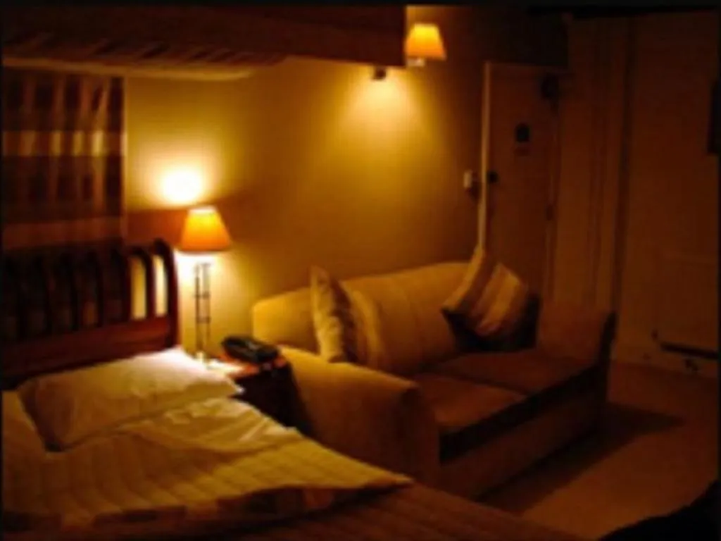 Hotel Anjuman Agra  3*, Agra (Uttar Pradesh)